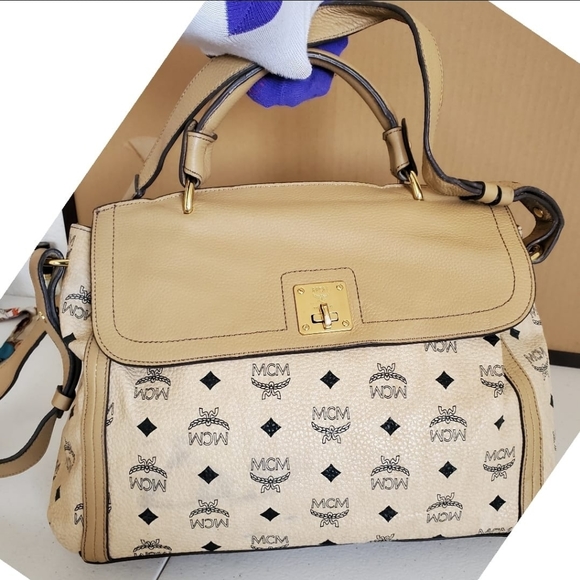 MCM VISETOS Cream 2way Shoulder Bag - Picture 8 of 13